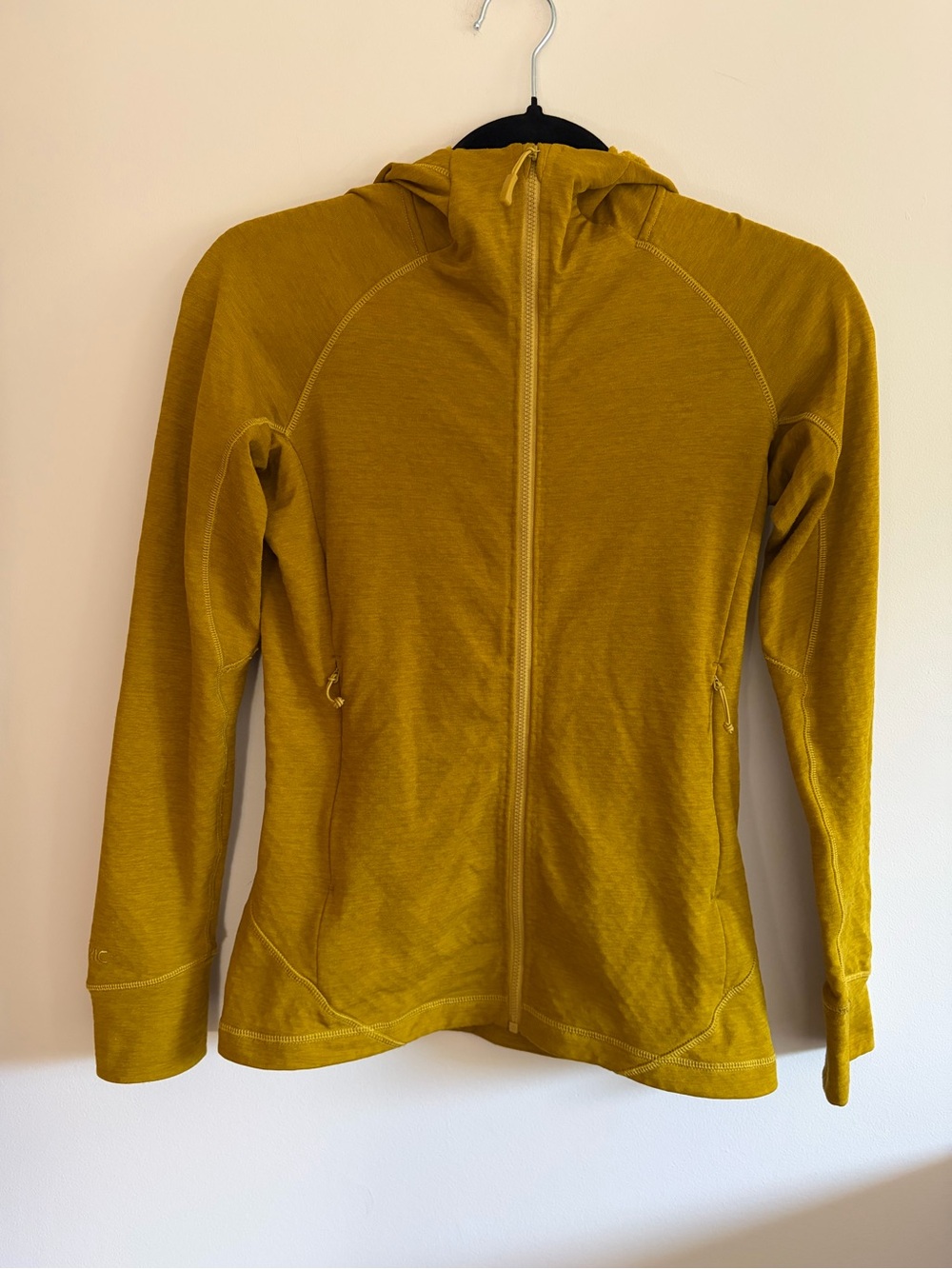 RAB- Women's size XS Nexus Hoody, dark butternut